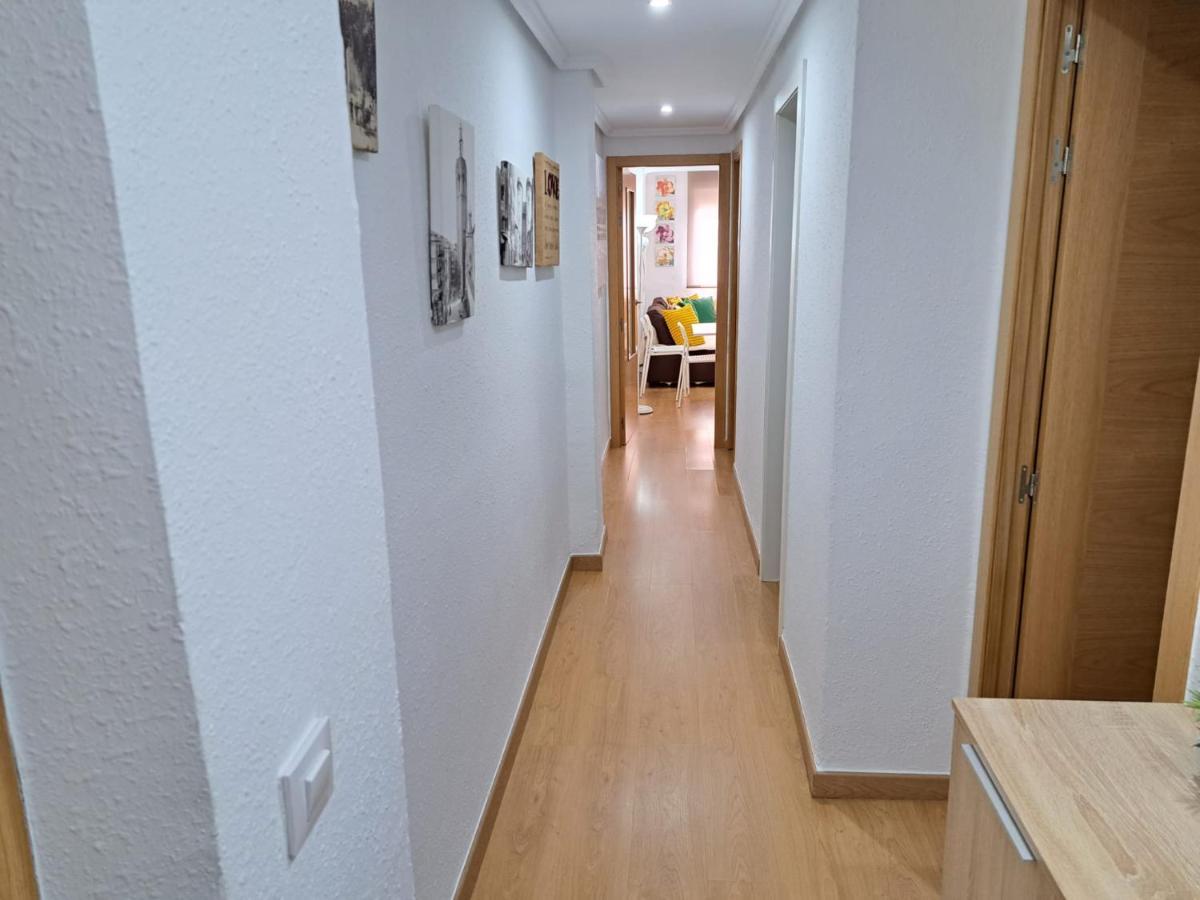 Centrico Apartamento En Valencia Proximo Parada De Metro Angel Guimera Luaran gambar